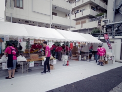 写真：全龍寺模擬店の様子