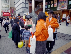 写真:アトムくんもPRに協力