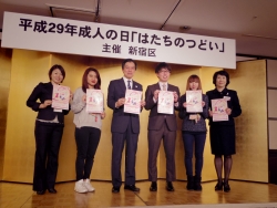 写真:感染症予防PRにご協力いただいた皆さんと記念撮影
