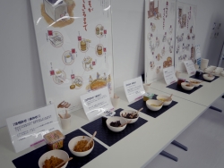 写真:みそに関する展示コーナー