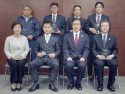 写真:徳行者表彰者の皆さん