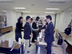 写真:参加者から来賓へ御礼の言葉