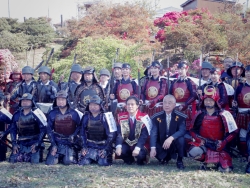 写真:鉄砲組百人隊の皆さんと