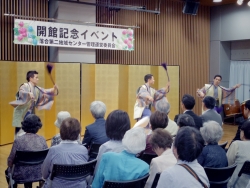写真:活動報告の様子その2