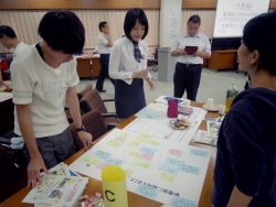 写真:班討議の様子4