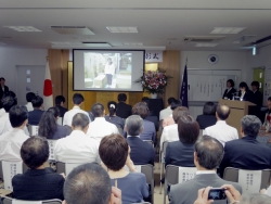 写真:表彰者の職場での活躍紹介2
