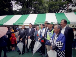 写真:参加団体の皆様と記念撮影