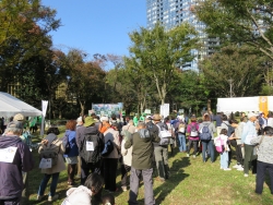 写真：集合した参加者の皆さん