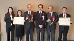 写真:ワークライフバランス推進優良企業の皆さん