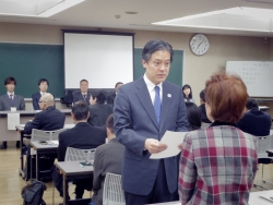 写真:委嘱状をお渡ししました3