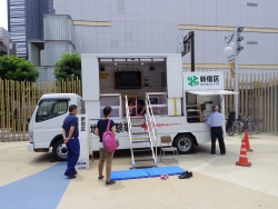 写真：起震車体験