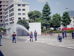 写真:放水1