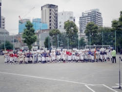 写真：選手入場