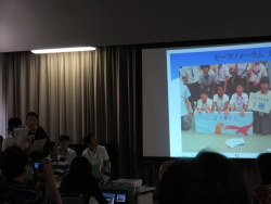写真:平和派遣者の発表