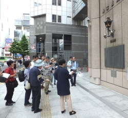 写真:昨年の区役所本庁舎前の様子