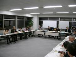 写真:連絡会の様子