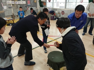 写真:ベーゴマ大会