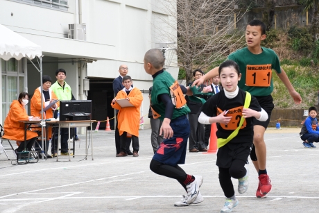 写真:小学生の部のようす