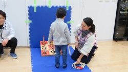 写真:子供達が遊べるスペースも