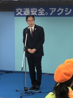 写真:オープニング2