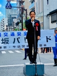 写真:ごあいさつする区長