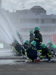 写真：放水始め！