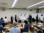 写真:提案発表の様子