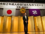 写真:ごあいさつする区長