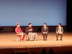 写真:トークショーではアニメと落語をテーマに新宿の魅力を語り合いました