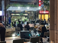 新宿歌舞伎町区役所通りイルミネーション点灯式画像2-1