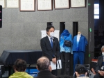 写真:ご挨拶する区長