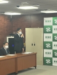 写真:ご挨拶する区長