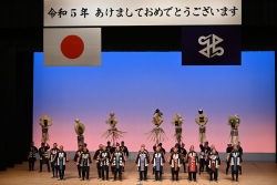 写真:江戸消防記念会による木遣りの披露
