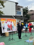 写真:ご挨拶する区長