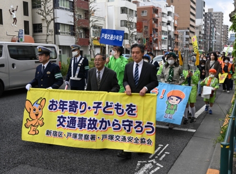 4年ぶりに春の地域行事 神田川・早稲田さくらまつりを開催大写真