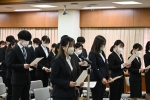 写真：[1]服務の宣誓