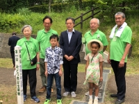 写真：植樹に参加された皆さん 