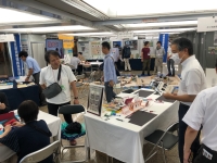 写真:会場を視察する区長1