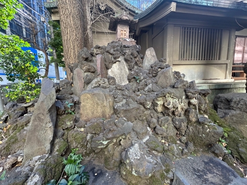 稲荷鬼王神社の富士塚画像