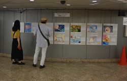 昨年の様子の写真(こどもけんちく絵画展)
