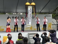 写真[2]：オープニングセレモニーの様子