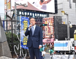 区長のあいさつの様子