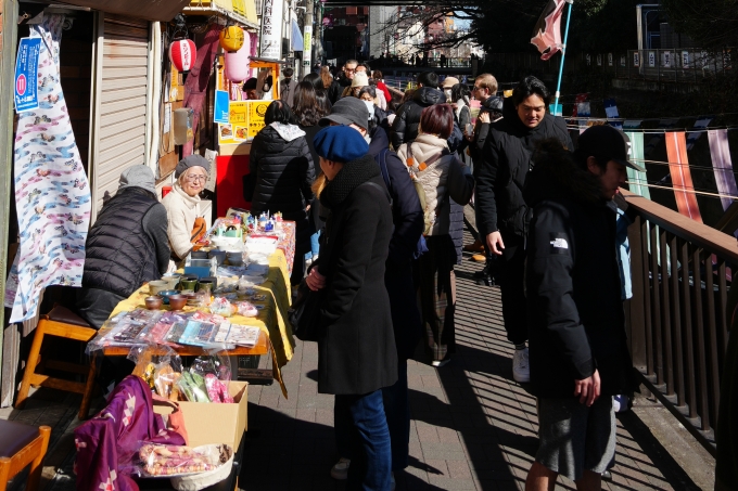 染色の技術の粋を身近に「道のギャラリー」画像