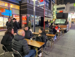 キッチンカーの様子2