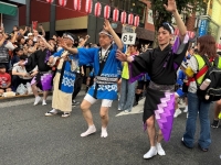 写真[2]：子ども阿波おどりの様子[2]