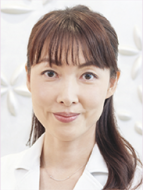 吉形玲美先生の顔写真